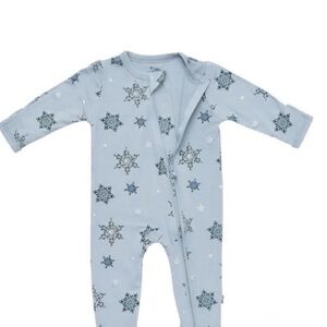 KyteBaby Snowflake pjs 18-24 months zipper romper gender nuetral